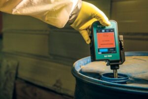 Espectroscopia Raman Portátil: Revolução na Detecção de Bebidas Adulteradas