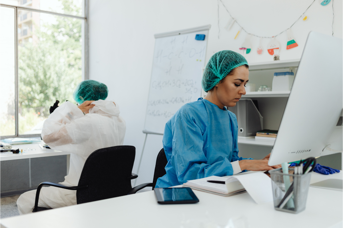 Classificação Internacional de Doenças (CID) da OMS com códigos padronizados para doenças e condições de saúde